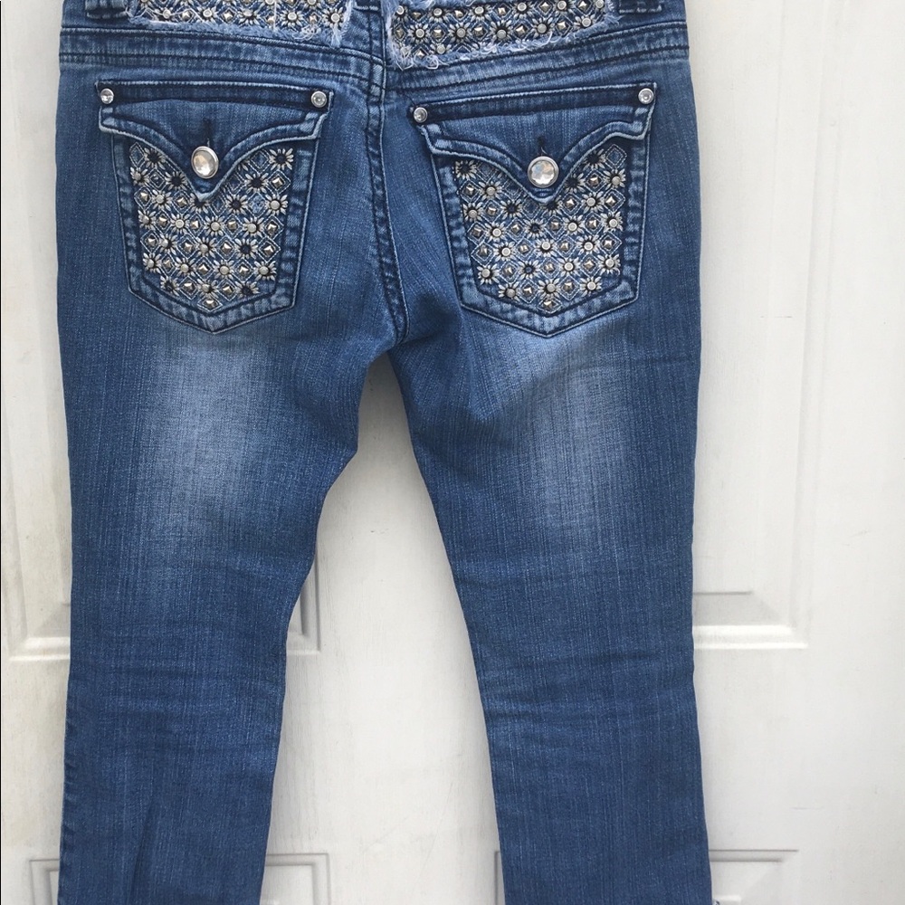 Premier Capris